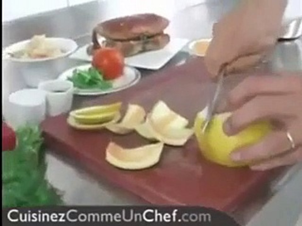 Recette de chef : Millefeuille de chair de tourteau et sa vinaigrette aux agrumes