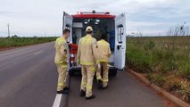 Motorista dorme e capota caminhão na entrada da estrada Boiadeira, em Serra dos Dourados