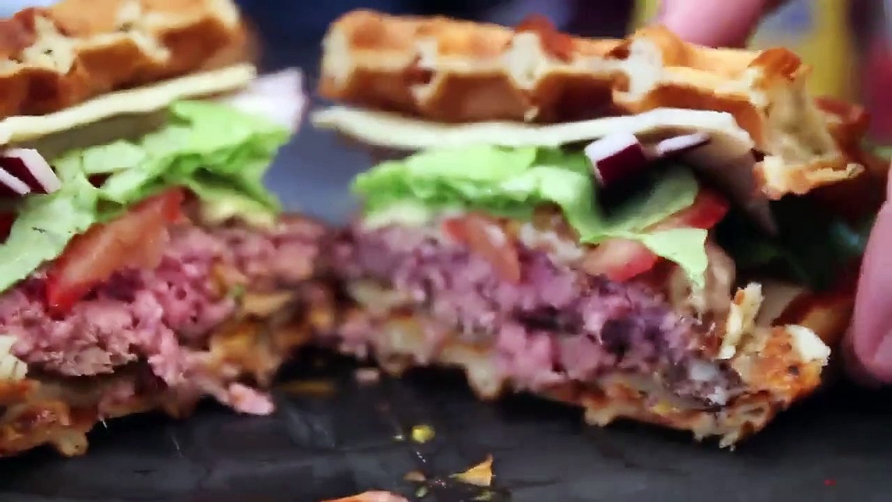 Waffle burger