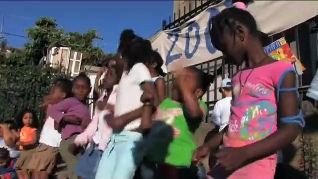 Ilha da Cova da Moura Bande-annonce (PT)