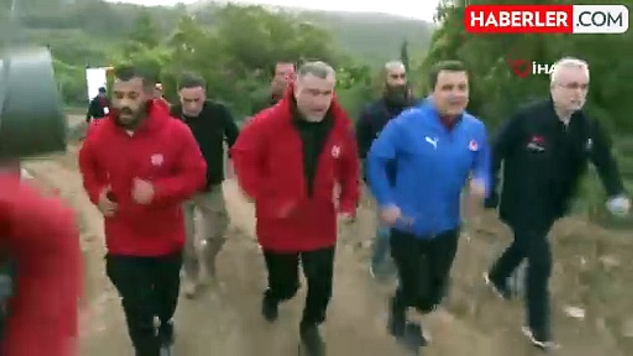 Çanakkale Kara Savaşları'nın 109. yıl dönümünde 57. Alay Vefa Yürüyüşü düzenlendi