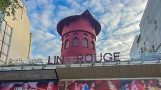 Paris : les ailes du Moulin Rouge se sont décrochées dans la nuit