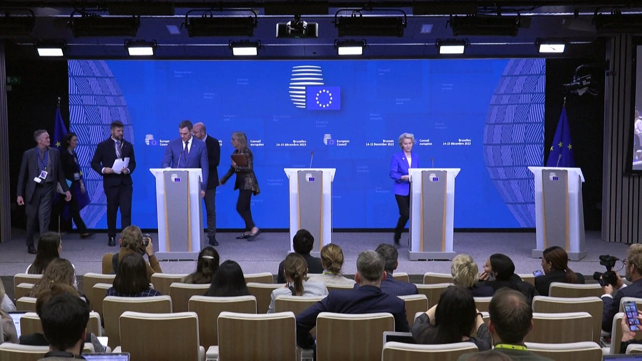 Vorwürfe gegen Ehefrau: Spaniens Regierungschef denkt an Rücktritt