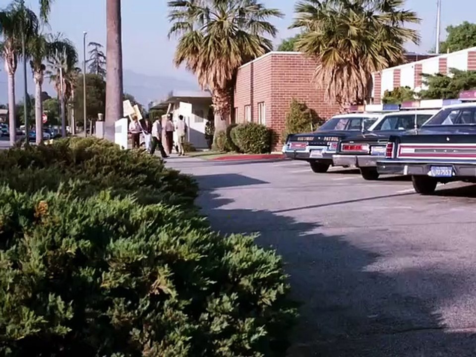 CHiPs.S03E09E10-Die rasante Lady