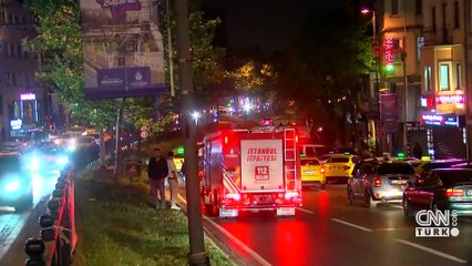 Polislere kızıp motosikletini yaktı