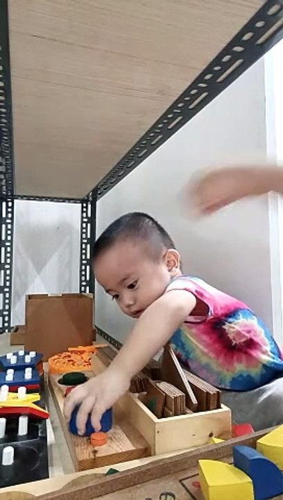 Playing Educational toys