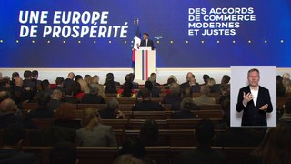 Emmanuel Macron souhaite « réajuster très profondément notre politique commerciale »