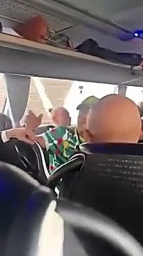 #Dilemme ! La question lunaire de l’ex-star du foot #sénégalais El Hadji #Diouf au champion du monde 98 #français Laurent #Blanc