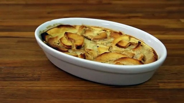 Clafoutis aux pommes à la cannelle facile