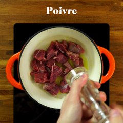 Joues de porc mijotées à la moutarde carré