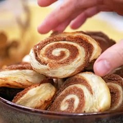 Mini galettes roulées au chocolat