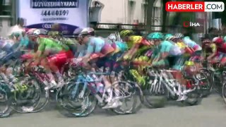 Cumhurbaşkanlığı Bisiklet Turu'nda bisikletçiler Didim'de karşılandı