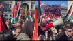 Tensione in piazza Duomo. Filo-palestinesi: fateci parlare