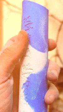 Abonne-toi pour suivre d’autres solutions positives ! @theimpactstory Source : César bazaar #craie #dessin #peinture #ecole #solidarité #artistepeintre