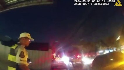 Sem bafômetro, câmeras corporais de PMs mostram momento que piloto de Porsche é liberado de abordagem: "Pode ir"