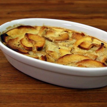 Clafoutis aux pommes à la cannelle facile carré