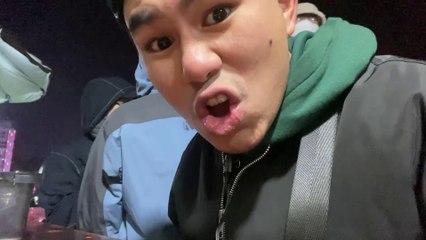 Xuyên Việt vui lắm | Dạo quanh Phố cổ Đồng Văn - Hà Giang