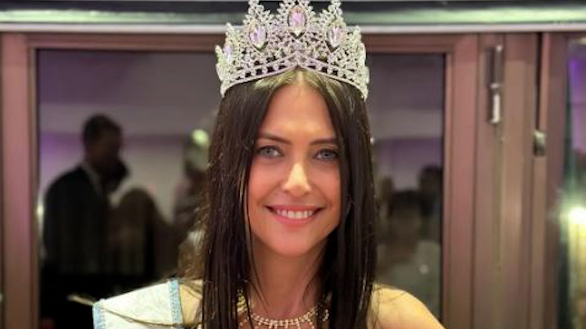 A sus 60 aos esta abogada argentina est en la carrera por ser Miss Universo
