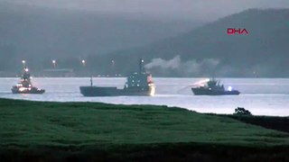 Çanakkale Boğazı gemi trafiğine kapatıldı! Yük gemisi alev alev yandı