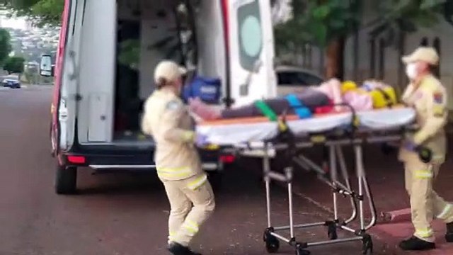 Idosa é socorrida pelo Siate ao sofrer queda no 14 de Novembro