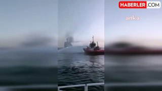 Çanakkale Boğazı'nda yangın çıkan gemi trafiği açıldı
