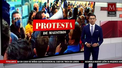 下载视频: AMLO se reúne con maestros de la CNTE; protegen Palacio Nacional con vallas metálicas