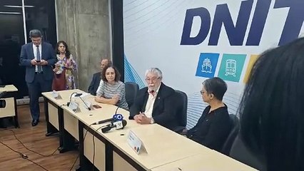 Secretário de Relações do Trabalho do MGI, José Lopez Feijóo, discursa após reajuste em benefícios de servidores federais