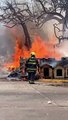 Un incendio consumió varias casas de madera ubicadas sobre en la colonia Del Fresno en Guadalajara