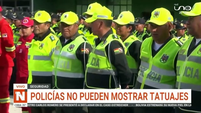 Policías no pueden mostrar tatuajes.