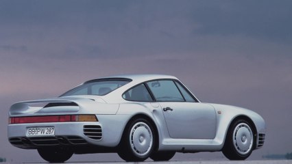 Top golfer Paul Casey visits Porsche Studio ahead of the Porsche Singapore Classic