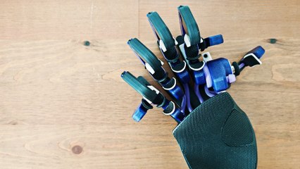 Azeron Cyborg: Das innovative Gaming-Controller-Keyboard im Test 🎮