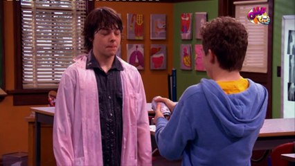 Mr Young - 1x20 Monsieur Le Meilleur Prof