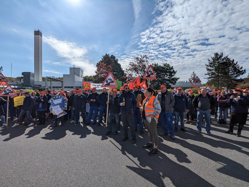 Warnstreik bei Staedtler in Neumarkt