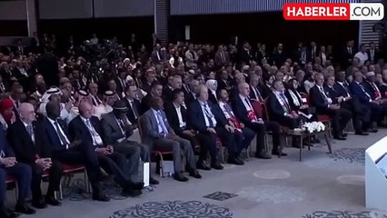 Cumhurbaşkanı Erdoğan'dan İsrail'e bir "One Minute" çıkışı daha! Salondakiler ayakta alkışladı