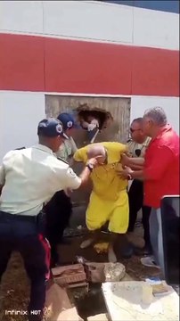 Hapisten kaçış tüneli polis merkezine çıktı