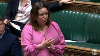 Скачать видео: Tory MP makes tearful call for ministers to support sufferers of anxiety amid benefit reforms