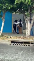 Un motociclista de 18 años que iba en su Italika 250, fue chocado por una camioneta del Siapa en GDL
