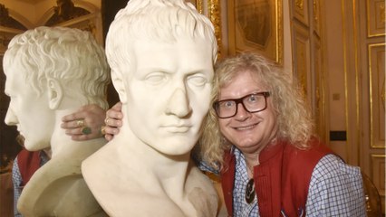 GALA VIDEO - Pierre-Jean Chalençon : son luxueux “palais” mis aux enchères pour une somme pharaonique