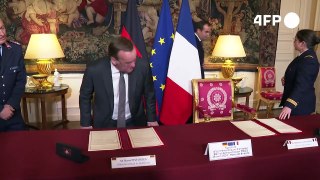 França e Alemanha assinam acordo para desenvolver 'tanque do futuro'