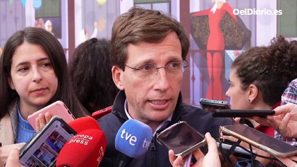 Almeida pide al PSOE que “deje de organizar romerías para convencer a su amado líder"