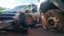 Caminhão e dois carros se envolvem em grave acidente na Rodovia BR-369 em Cascavel