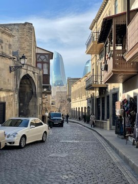Conheça Baku, a capital do Azerbaijão