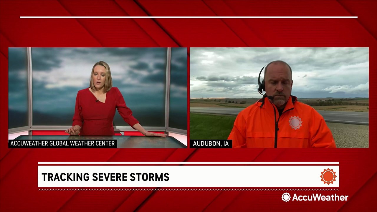 Tornadoes tear across Iowa