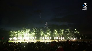 Revivez le spectacle de 800 drones à Marseille en hommage à la flamme olympique 26/4/2024