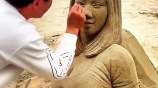 Impressive sand sculptures! 1