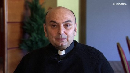 كاهن الأبرشية الكاثوليكية الوحيد في قطاع غزة يدعو إلى وقف إطلاق النار