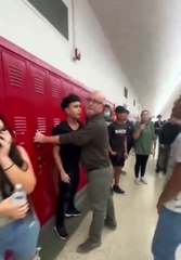 ABD'de bir lisede iki gencin kavgası sosyal medyada gündem oldu