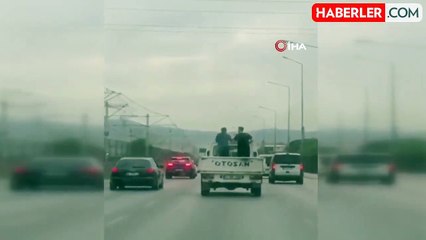 Bursa'da seyir halindeki kamyonda tehlikeli halay kamerada