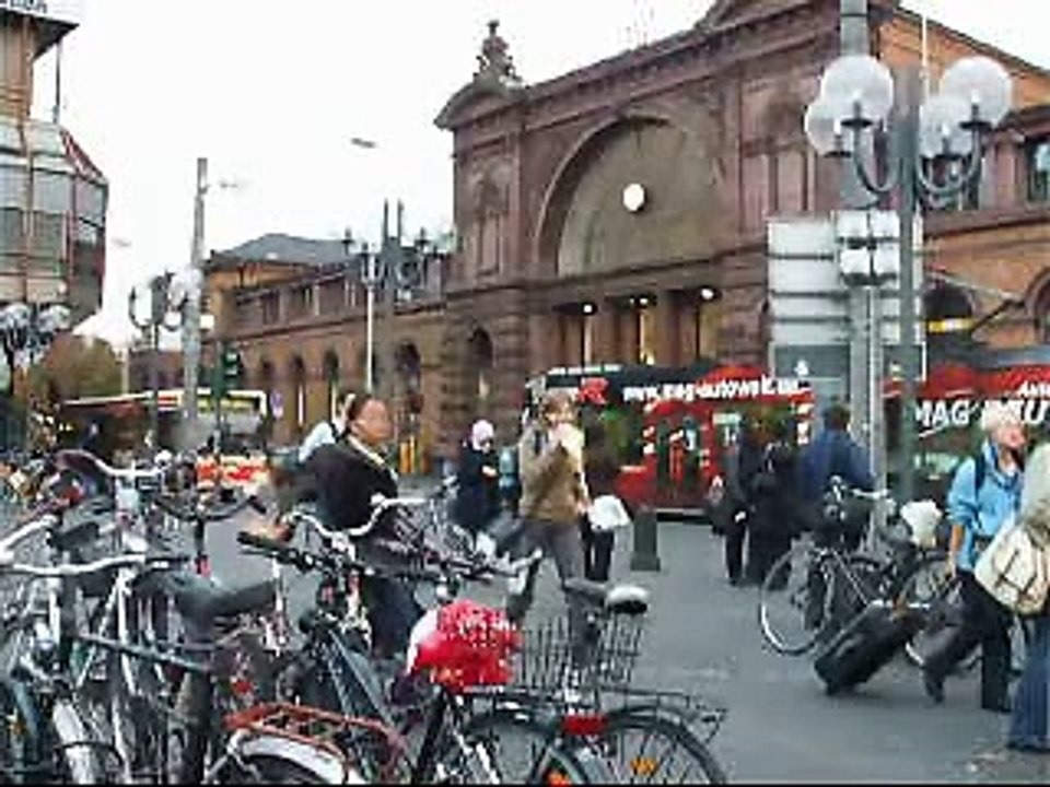 schnierbahnhofklavier