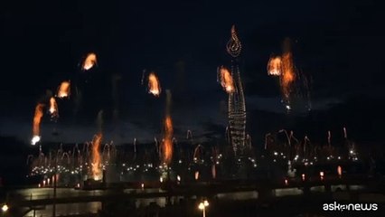 Centinaia di droni e fuochi a Marsiglia per le Olimpiadi